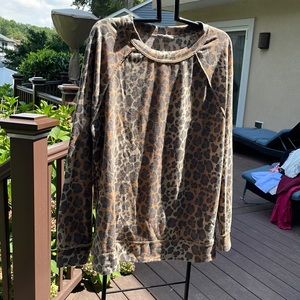 Animal print caslon long sleeve T